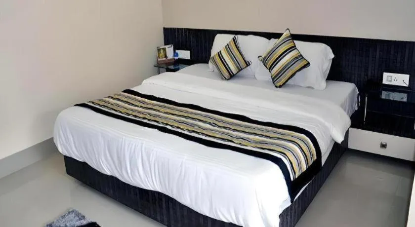 Bed in Mayor Hotel