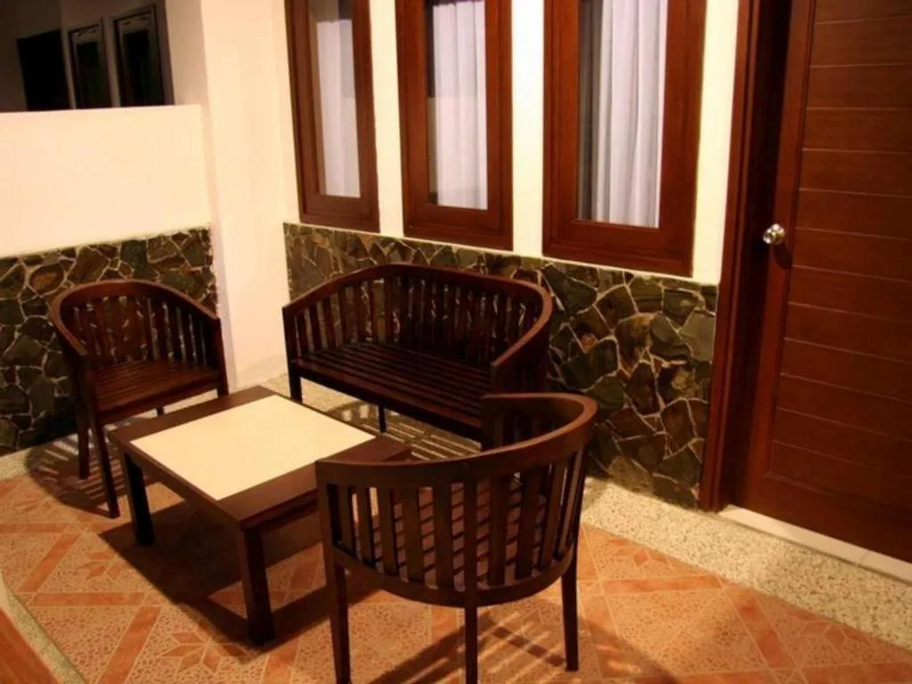 Laut Biru Resort Hotel