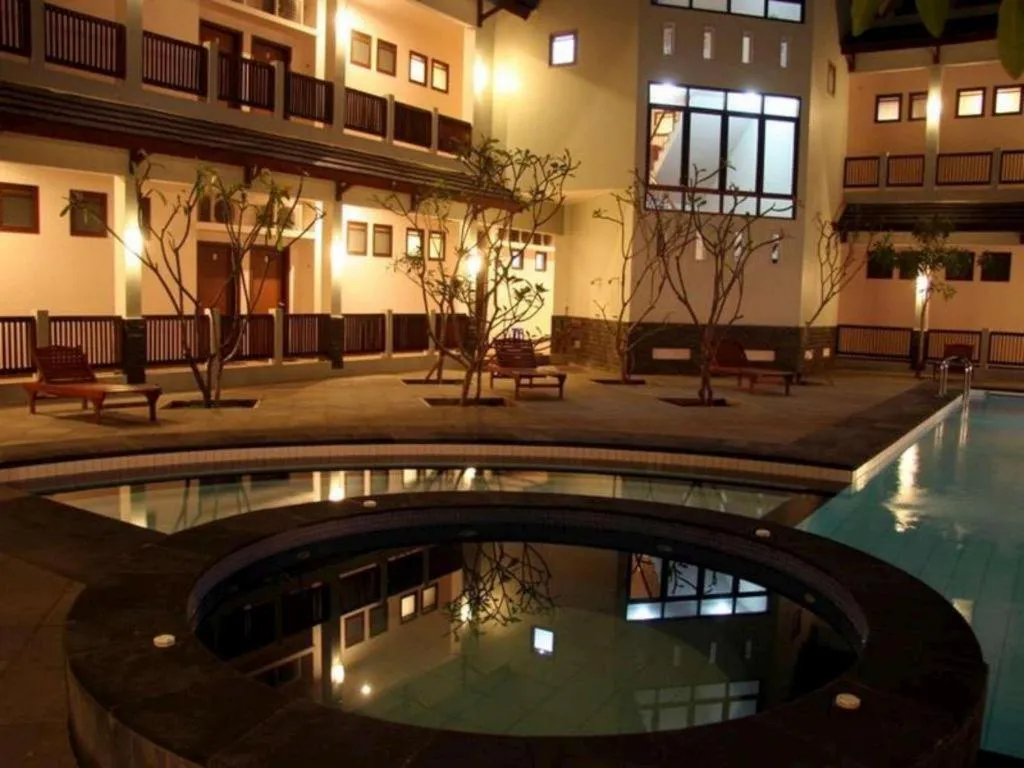 Laut Biru Resort Hotel