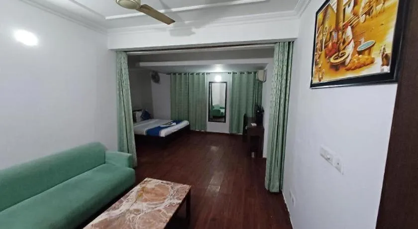 Bed in Hotel Laxmi Villa Palace