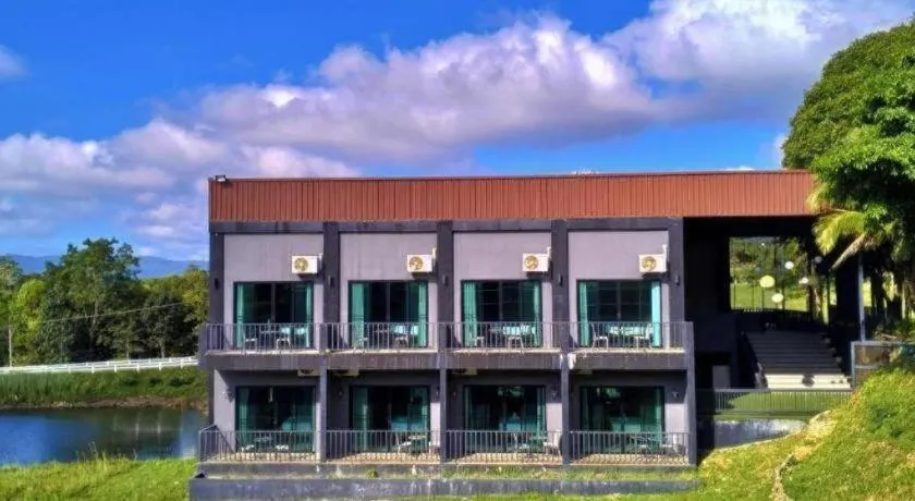 Dern Din Du Dao Resort