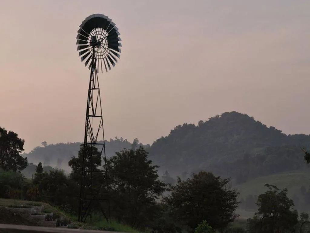 Dern Din Du Dao Resort