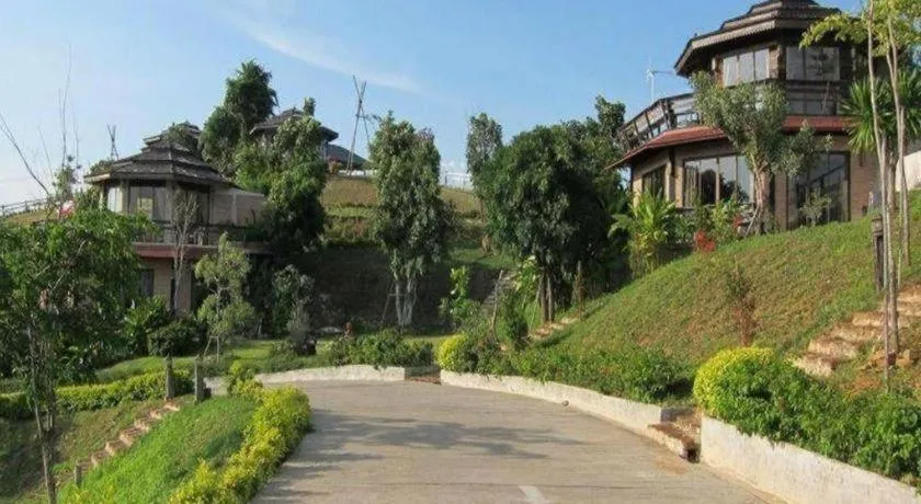 Dern Din Du Dao Resort