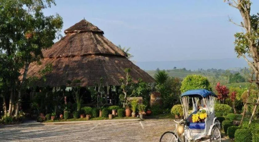 Dern Din Du Dao Resort