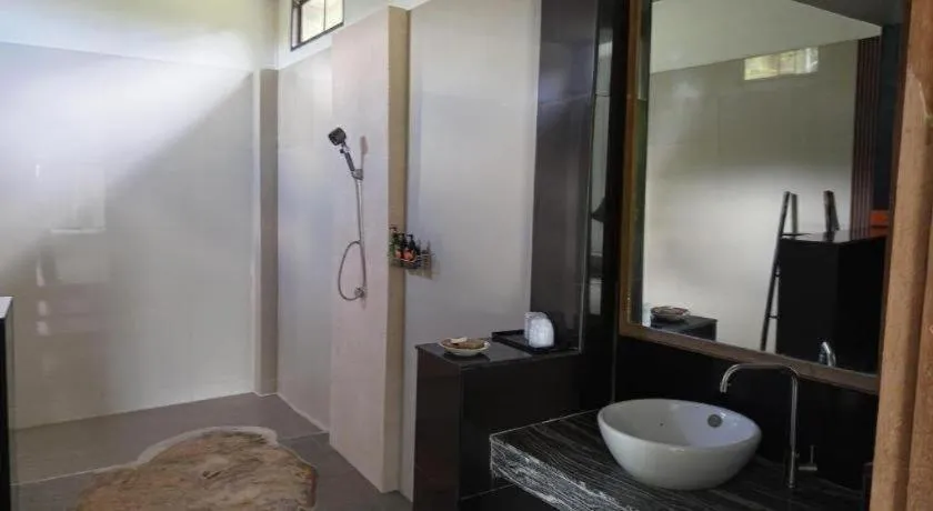 Dern Din Du Dao Resort