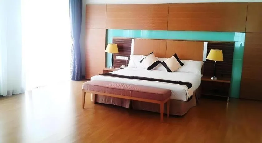 Bed in Kingwood Resort Mukah