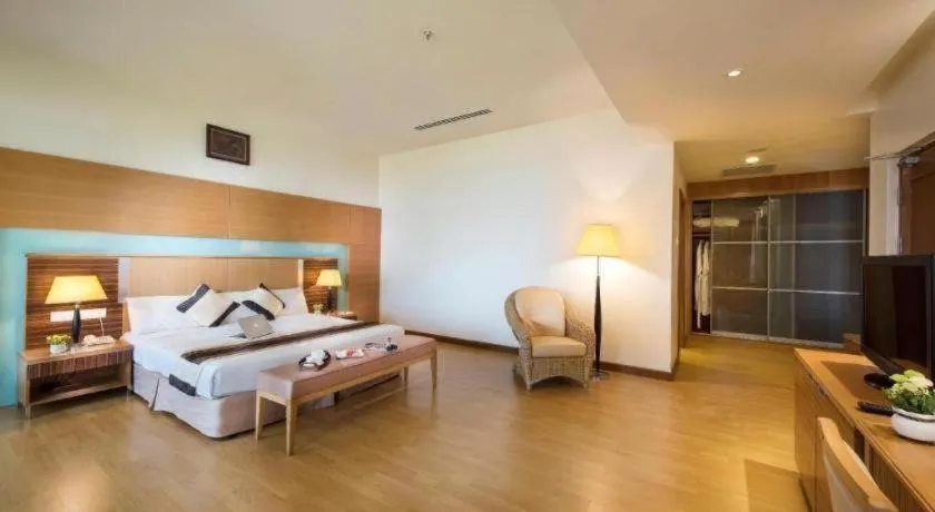 Bed in Kingwood Resort Mukah