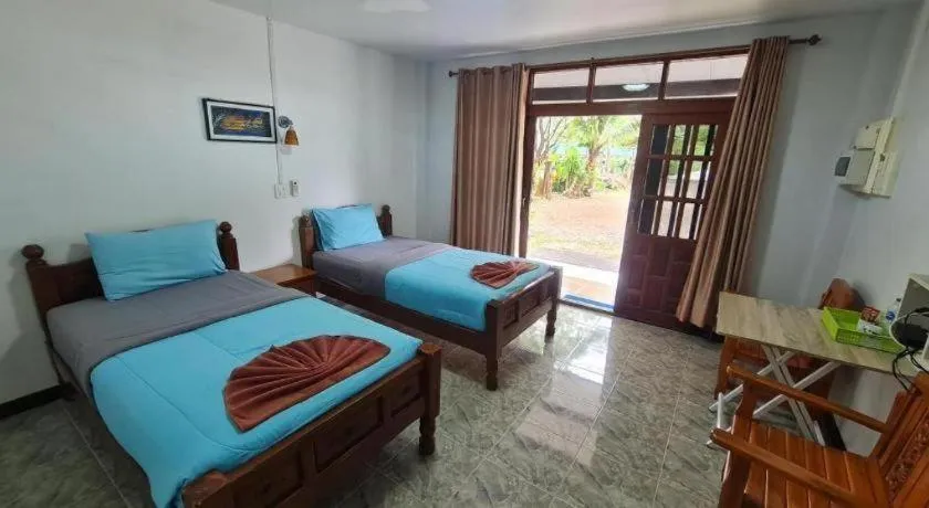 Bed in Khemthong Resort 9