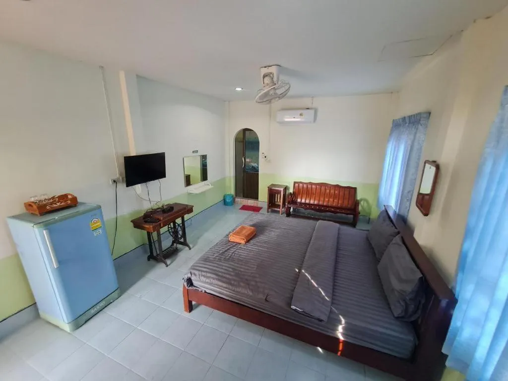 Bed in Khemthong Resort 9