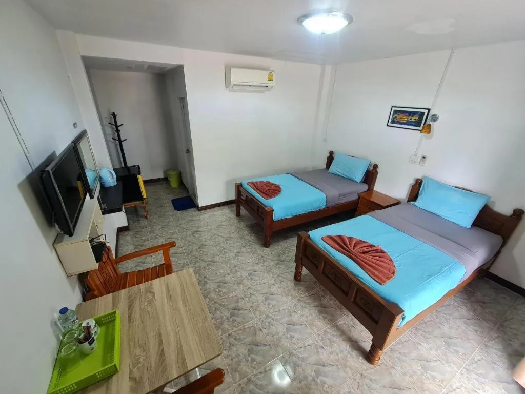 Bed in Khemthong Resort 9