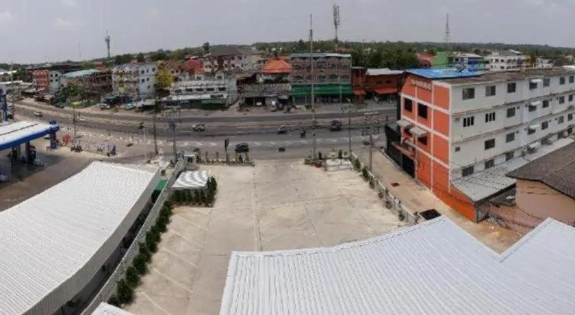 Phetlada Pavilion & Resort