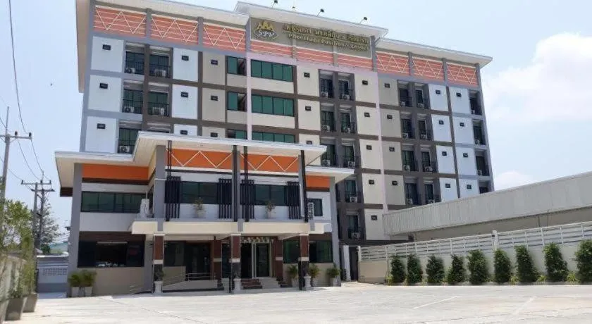 Phetlada Pavilion & Resort