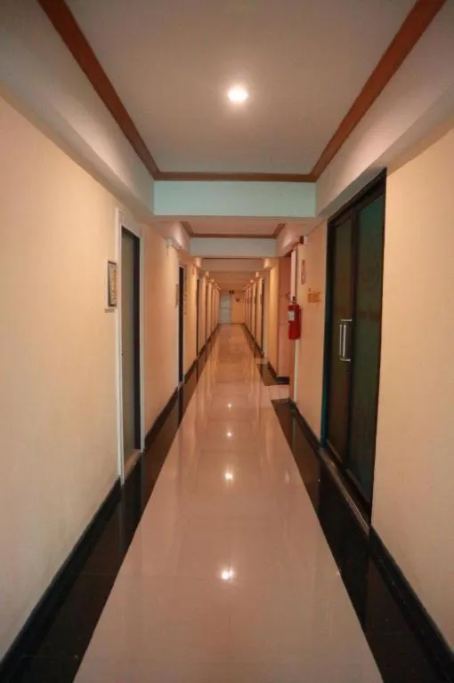 Phetlada Pavilion & Resort