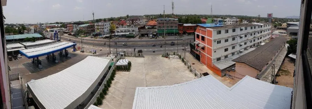 Phetlada Pavilion & Resort