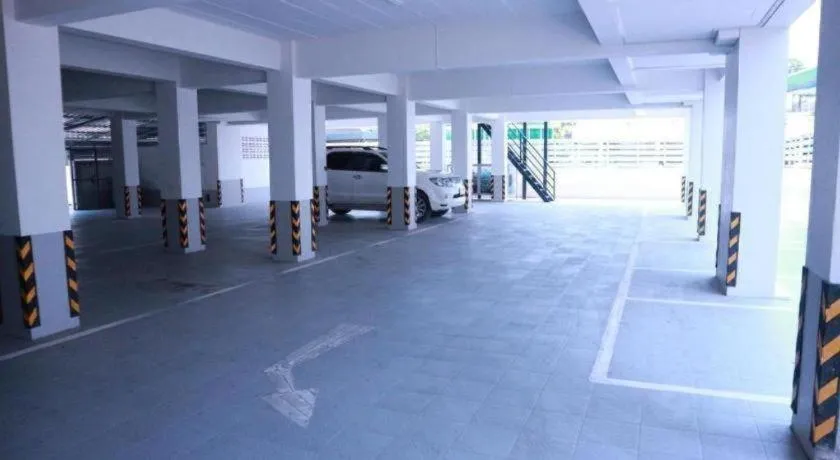 Phetlada Pavilion & Resort