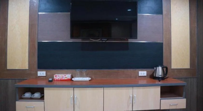 Phetlada Pavilion & Resort