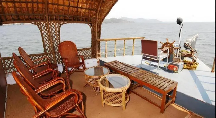 Devbagh beach resort - Junglelodges