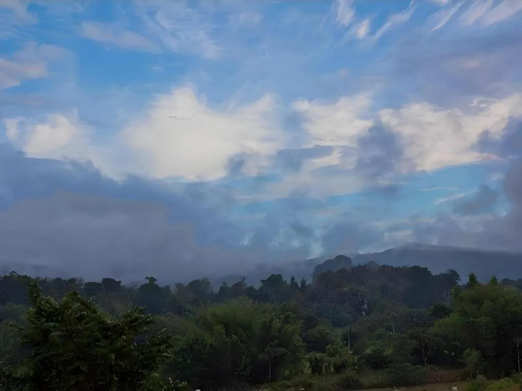 Maan Mek Talay Mok Resort