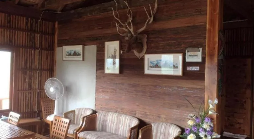 Maan Mek Talay Mok Resort