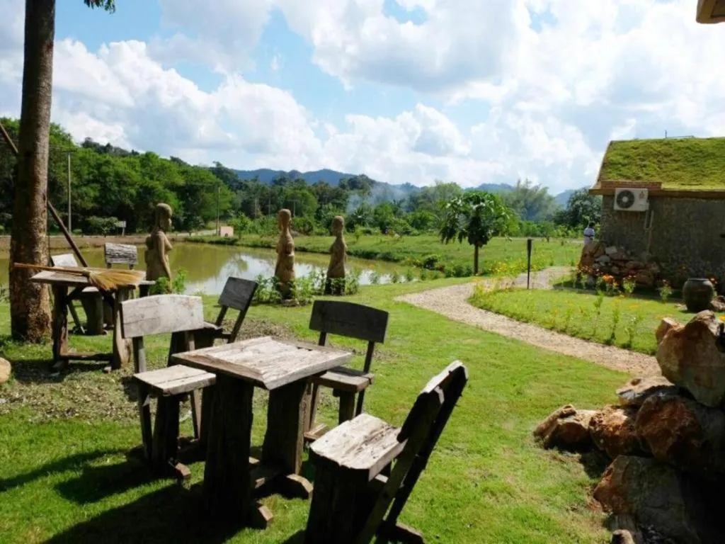 Maan Mek Talay Mok Resort