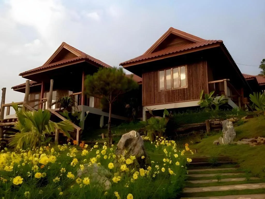 Maan Mek Talay Mok Resort