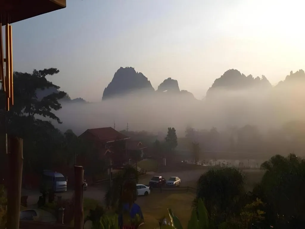 Maan Mek Talay Mok Resort