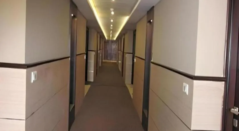 The Pearl Grand Hotel