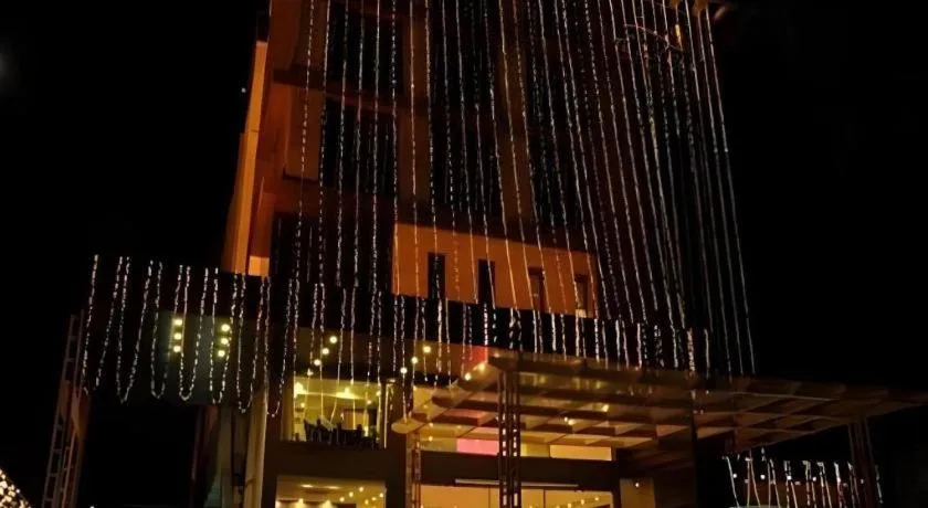 The Pearl Grand Hotel