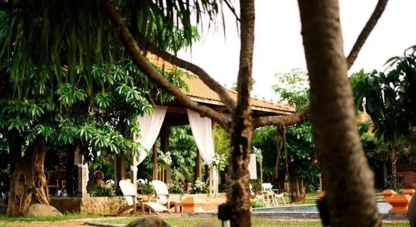 ONO JOGLO RESORT AND CONVENTION JEPARA