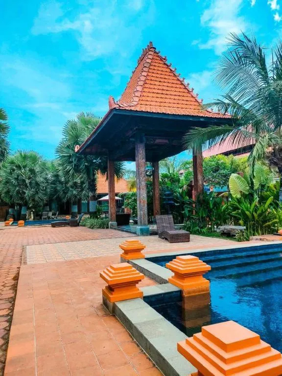 ONO JOGLO RESORT AND CONVENTION JEPARA