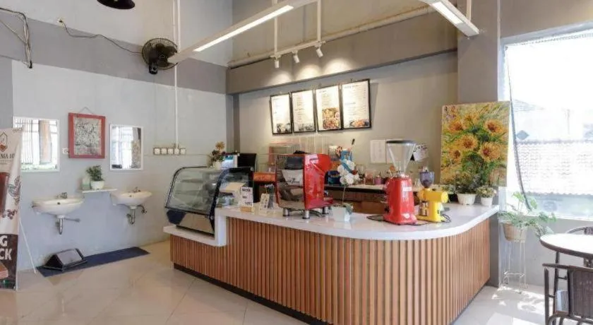 Urbanview Hotel Delima 101 Syariah