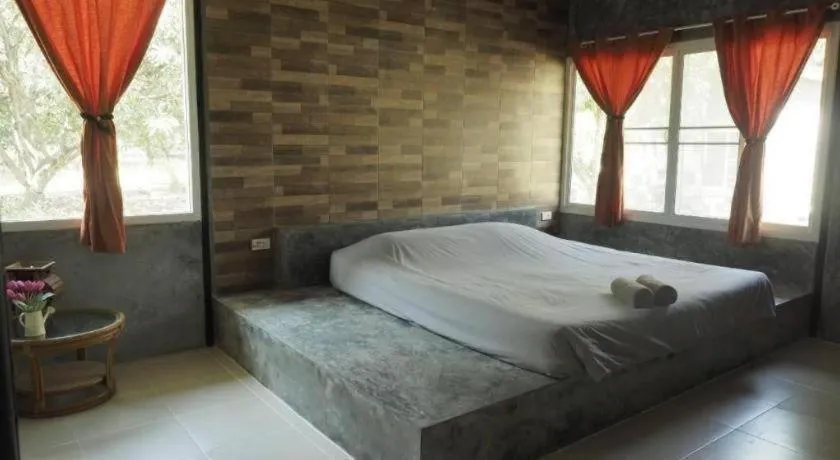 Bed in T.Tao Garden Home