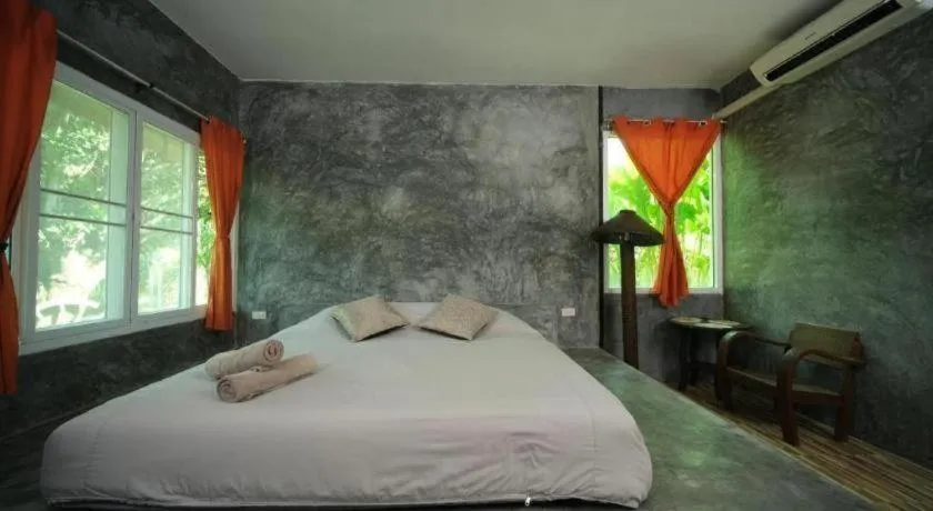 Bed in T.Tao Garden Home