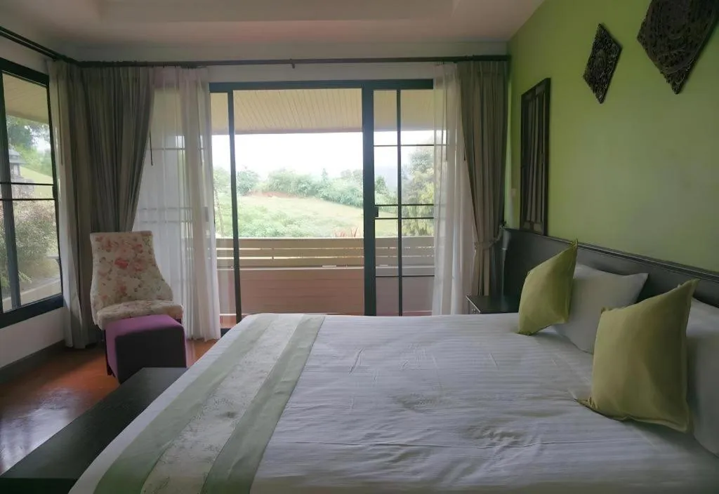 Bed in Kornwat Garden Resort