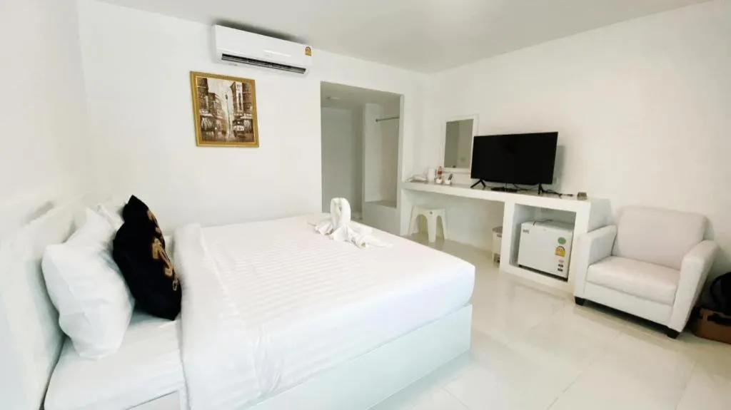 Bed in The White Resort