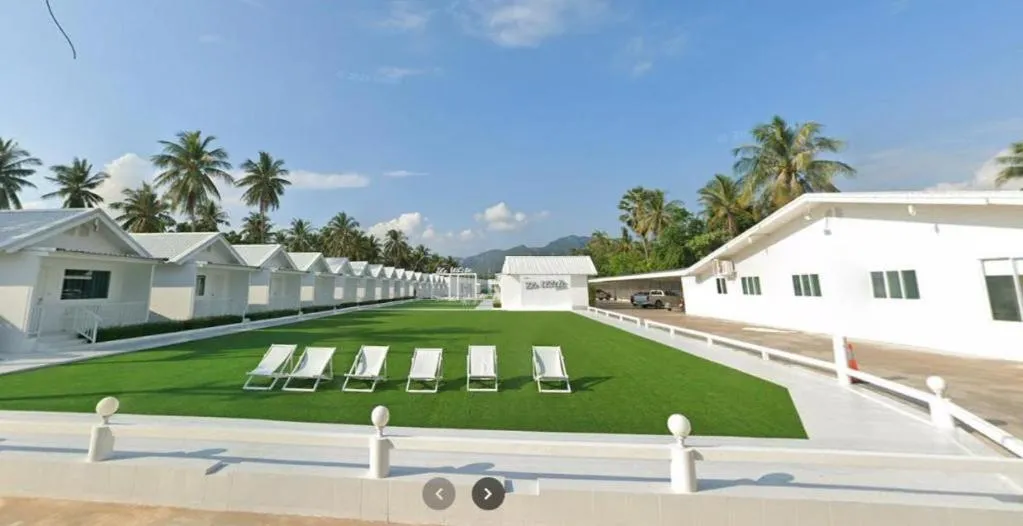 The White Resort