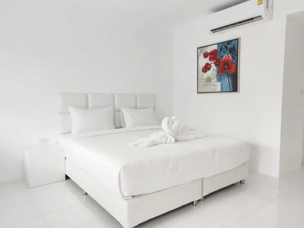 Bed in The White Resort