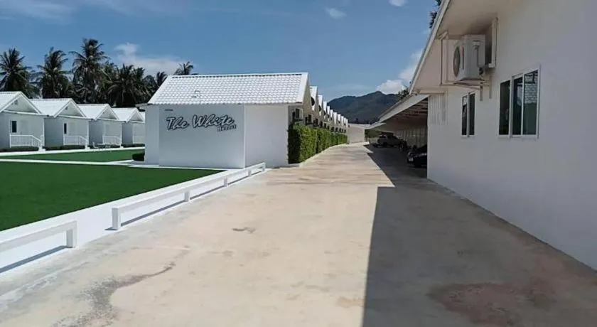 The White Resort