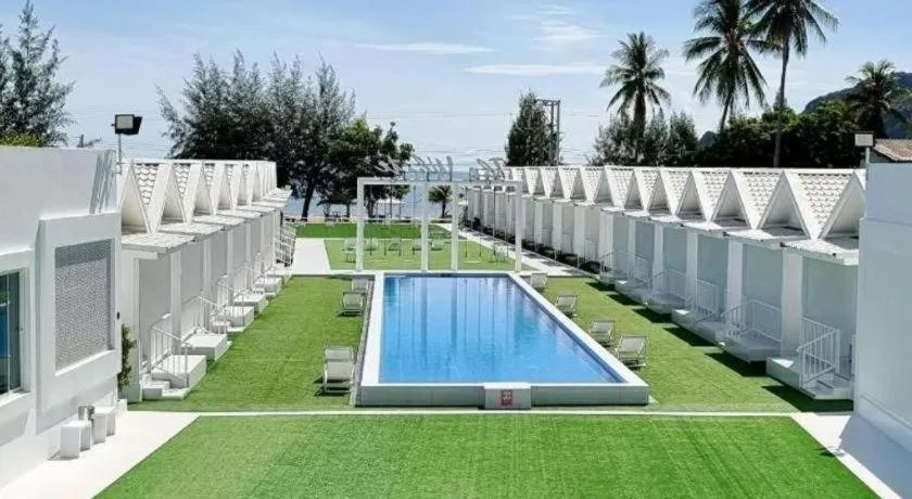 The White Resort