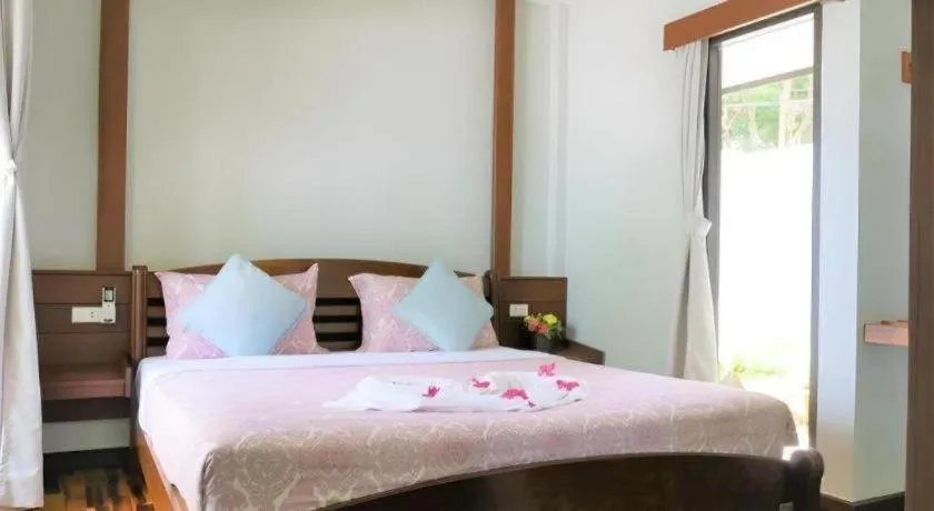 Bed in Samet Ville Resort