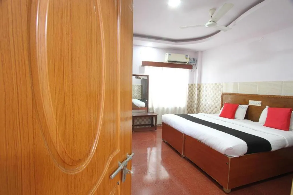 Bed in Hotel Wilson - Velankanni