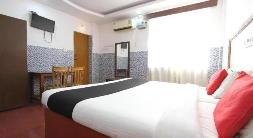 Bed in Hotel Wilson - Velankanni