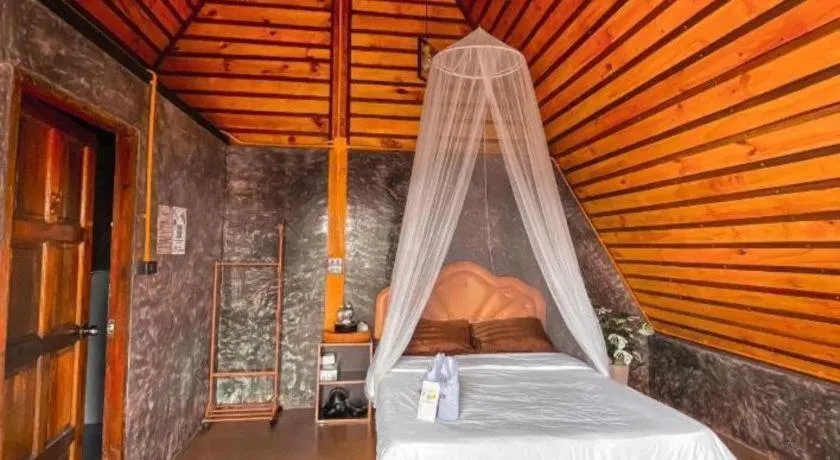 Bed in Rai Hyod Mei Resort