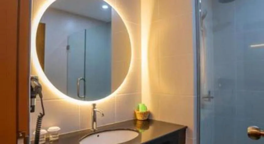 Grage Sangkan Hurip Resort & Spa