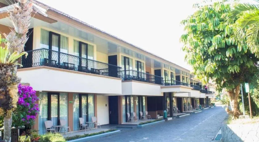 Grage Sangkan Hurip Resort & Spa