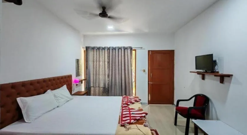 Bed in Sea View Beach Resort