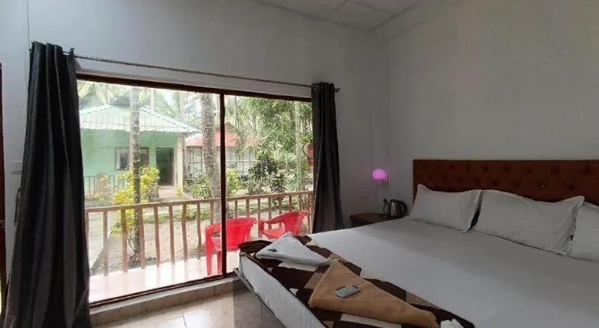 Bed in Sea View Beach Resort