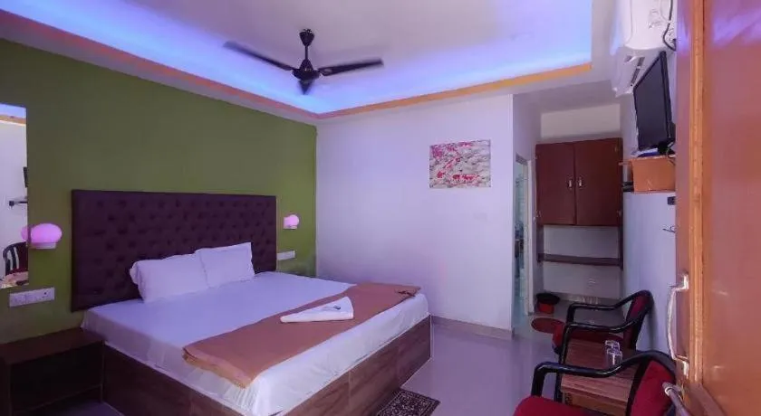 Bed in Sea View Beach Resort