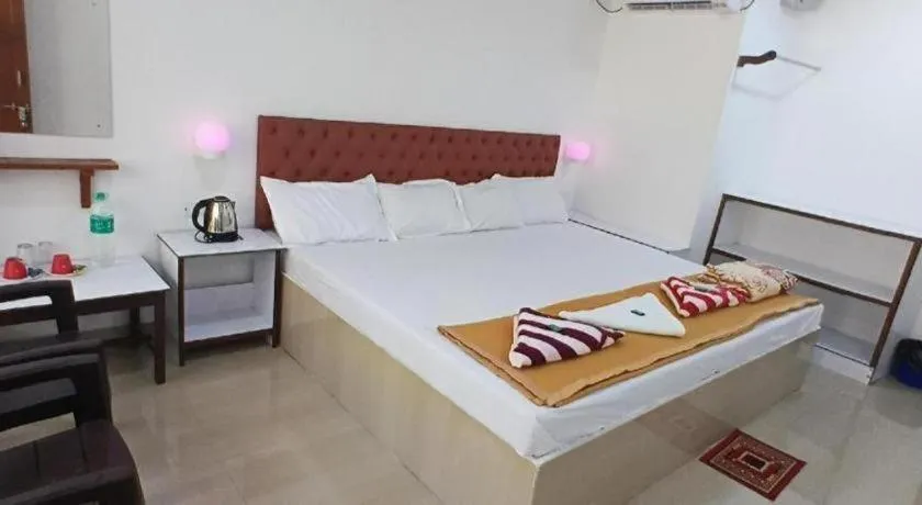 Bed in Sea View Beach Resort