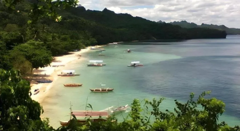 Nataasan Beach Resort and Dive Center